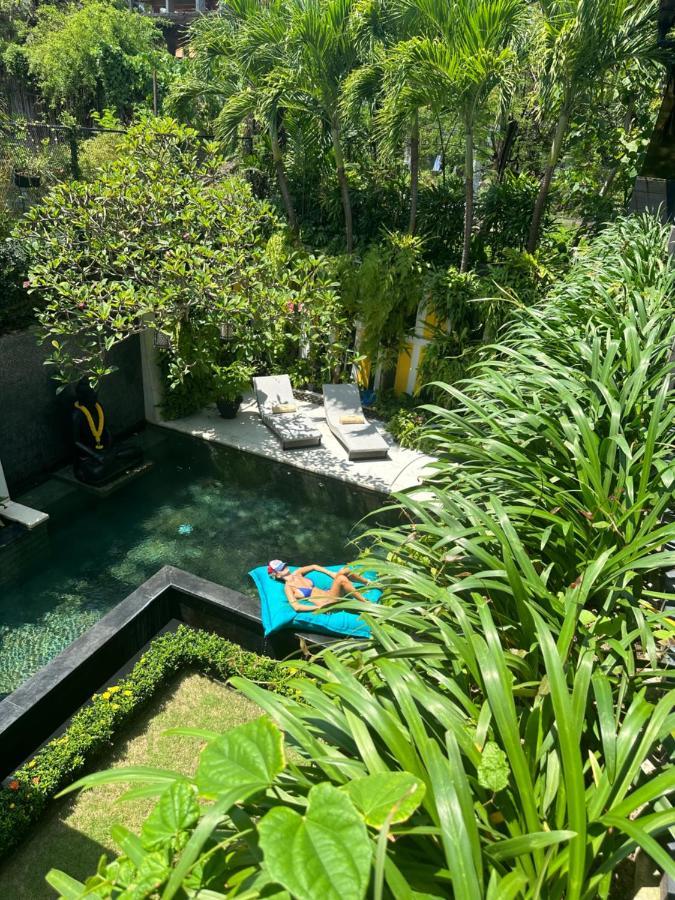 Amanputri Villa เซมินยัค ภายนอก รูปภาพ